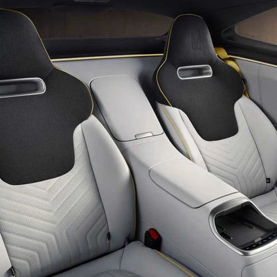 ১১৬ কিলোওয়াট ঘন্টা অবতার ১১ এসইউভি