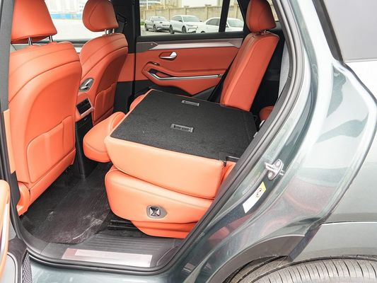 2025 BYD পারফরম্যান্সের জন্য নতুন বৈদ্যুতিক যানবাহন Tang L 810kW পাওয়ার এডাব্লুডি দ্রুত চার্জিং 1000w/h 600km রেঞ্জ লং রেঞ্জ 7 সিট সানড্রপ সহ
