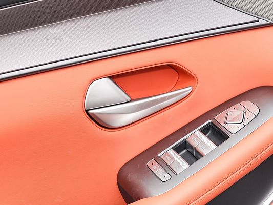 2025 BYD পারফরম্যান্সের জন্য নতুন বৈদ্যুতিক যানবাহন Tang L 810kW পাওয়ার এডাব্লুডি দ্রুত চার্জিং 1000w/h 600km রেঞ্জ লং রেঞ্জ 7 সিট সানড্রপ সহ